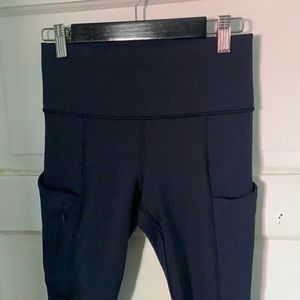 Athleta Leggings with pockets Navy Blue